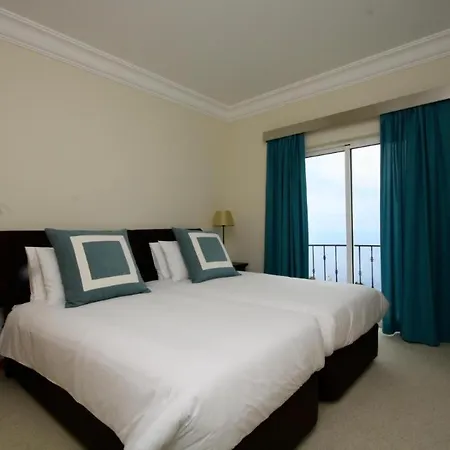 Apartment Palheiro Village- Two Bedrooms - Golf, Gardens