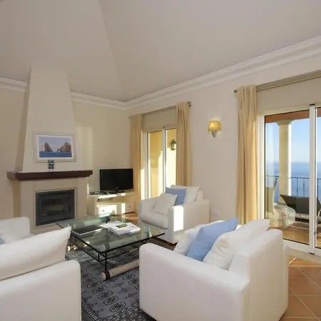 Palheiro Village- Two Bedrooms - Golf, Gardens *